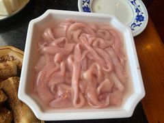 -九尺赵老四鲜鹅肠火锅