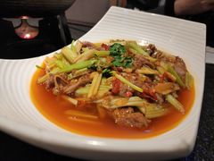 小炒黄牛肉-万重锦·人文川菜馆(骡马市店)