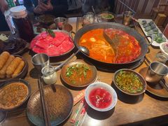 -巴卤社老火锅(财富店)