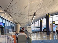 -星巴克(香港国际机场44号闸店)