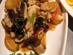 -前海沿·青岛菜(大拇指广场石老人店)