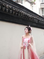 -一揽芳华汉服旗袍体验馆(拙政园店)