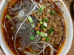 臊子酸辣粉-皇城坝小吃(科华成都王府井购物中心店)