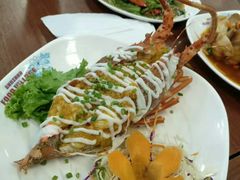 -班赞海鲜市场胖阿姨加工点
