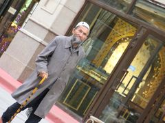 -艾提尕尔清真寺