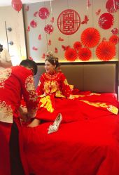 -藤薰定制中式嫁衣礼服旗袍店