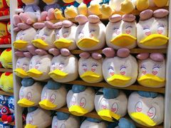 -名创优品(万达广场河东店)