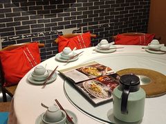 -江城小馆陕南妈妈菜·全球旅行餐厅(钟楼店)