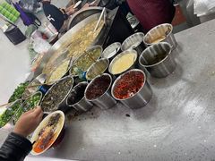 -啊墨江牛烂烀米线