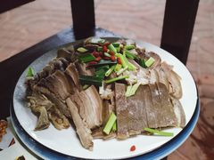 -墨脱石锅椰子鸡•香草鸭•东山羊(大东海店)