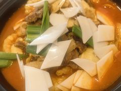 襄阳砂锅牛三鲜-莲餐厅·湖北菜·藕汤是头牌(愚园路店)