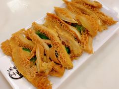金钱肚-三头牛·潮汕牛肉生蚝火锅 (夏湾店)
