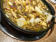 -一朵菌·野生菌探索家火锅(南亚店)