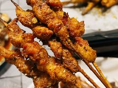 碳烤羊肉串-狮龙啤酒烧烤屋(建二路店)
