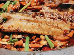 -鸣记脆皮烤鱼·海鲜烤鱼(三八广场店)