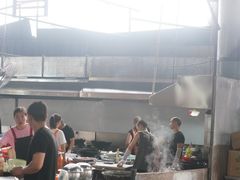 大堂-五七小李子油焖大虾(总店)