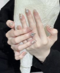 -LILY NAILS美甲美睫