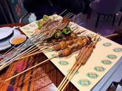 -蚝堡海鲜·威海菜·海肠捞饭·烧烤·亚洲吃蚝公司(幸福门店)