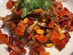 -新颐园本帮江浙菜·红烧猪手煨鲍鱼·红烧肉(顾村公园电台路店)