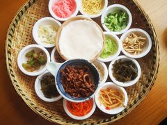 -包整·丝娃娃(一览甲秀楼风景店)