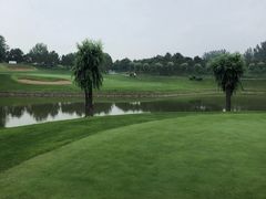 -龙熙温泉高尔夫俱乐部