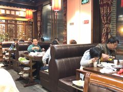 大堂-亿诣蝎府炸酱面羊蝎子火锅(酷车小镇店)