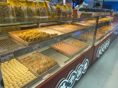 面包甜点陈列柜-東更道点心行(崂山丽达店)