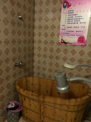 -周怡玲美容美体SPA