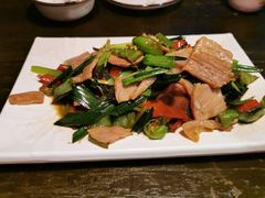 -民食香·腊排骨野生菌美食(木府店)