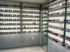 -潘多拉眼镜·蔡司依视路明月(潘家园店)