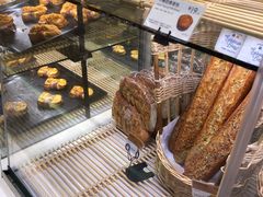 -巴黎贝甜(华堂新辰汇店)