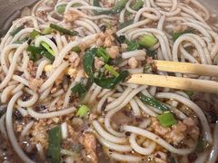 -正宗杨记普洱酸醋米线(总店)