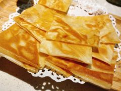 菠萝飞饼-小鱼小牛·鱼牛干锅·脆鱼火锅(世欧广场店)