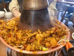 -超越炭火牛蛙火锅鸡(河东店)