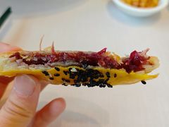 云南重瓣鲜花饼-云腾食府·云南菜