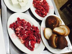 -粤潮牛肉火锅店(江南大道店)