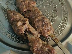-烤肉小伙烤肉店