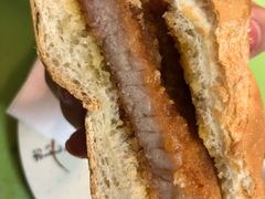 猪扒包-胜利茶餐室