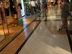 -上海置地广场(南京东路店)