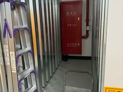 -安东易迷你仓自助寄存仓库(淞虹路店)