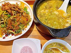 -王慧洁开口虾水饺·地道东北菜(银泰城店)
