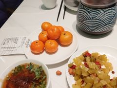 -洪氏嗨捞·广东猪肚鸡·椰子鸡火锅(西咸万象城店)