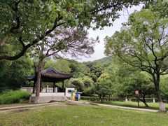 -灵岩山风景区