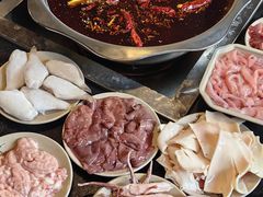 红锅-九尺赵老四鲜鹅肠火锅