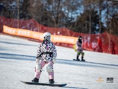 -东北亚滑雪场