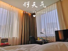 -上海浦东假日酒店