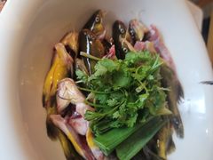 -野山舂·贵州现舂酸汤牛肉(民生路店)