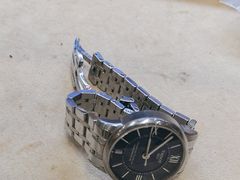 -亨得利名表服务中心(上海湾店)