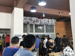 大堂-金实大酥牛肉面