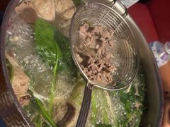 -牛满溢·自助潮汕鲜牛肉火锅(龙汇路店)